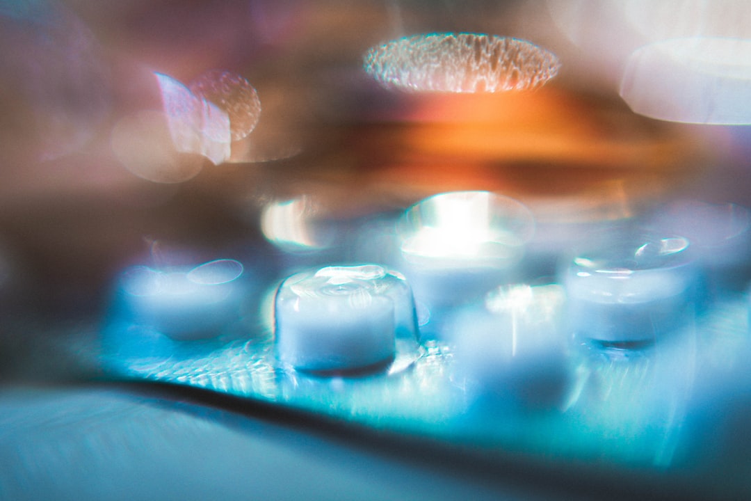 Nieuwe kandidaat-antibiotica komen naar voren uit AI-screening