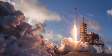 Whale bets .3 million on SpaceX pre-IPO token as hype surges