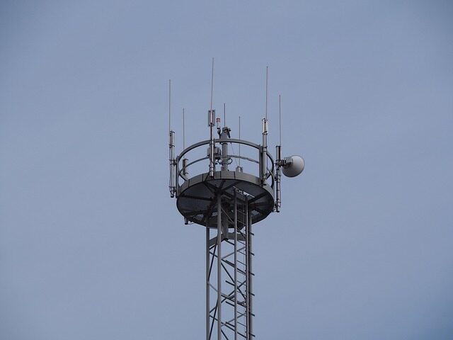 6G per offrire una latenza ultra-bassa per i veicoli connessi