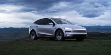 Tesla brings long-wheelbase Model Y to the US